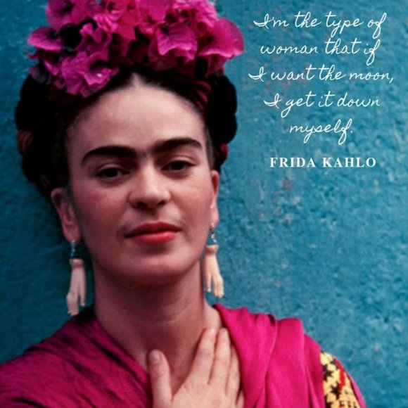 Ilona is Live! Like this listing for LIVE show notifications! - Picture 3 of 13